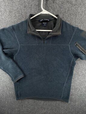 Arc'teryx Covert Zip Neck Blue Polyester Small Men Fleece Jacket Designer Solid